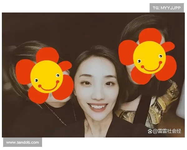 胡歌当爸爸后首次与妻子甜蜜合影,黄曦宁依靠怀中,幸福满溢(胡歌爸爸多大了) 胡歌当爸爸后首次与妻子甜蜜合影,黄曦宁依靠怀中,幸福满溢(胡歌爸爸多大了)