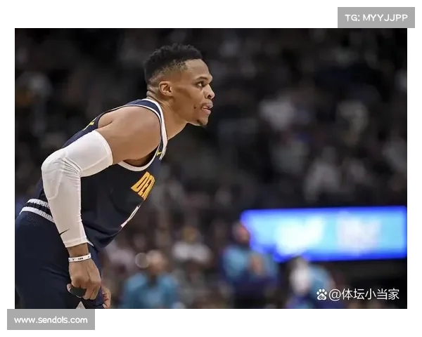 Skip:爱德华兹的爆发力和威少有共通之处,替补席上带来能量的关键角色 Skip:爱德华兹的爆发力和威少有共通之处,替补席上带来能量的关键角色
